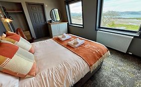 Hebridean Inn - Self Catering With Spectacular Views