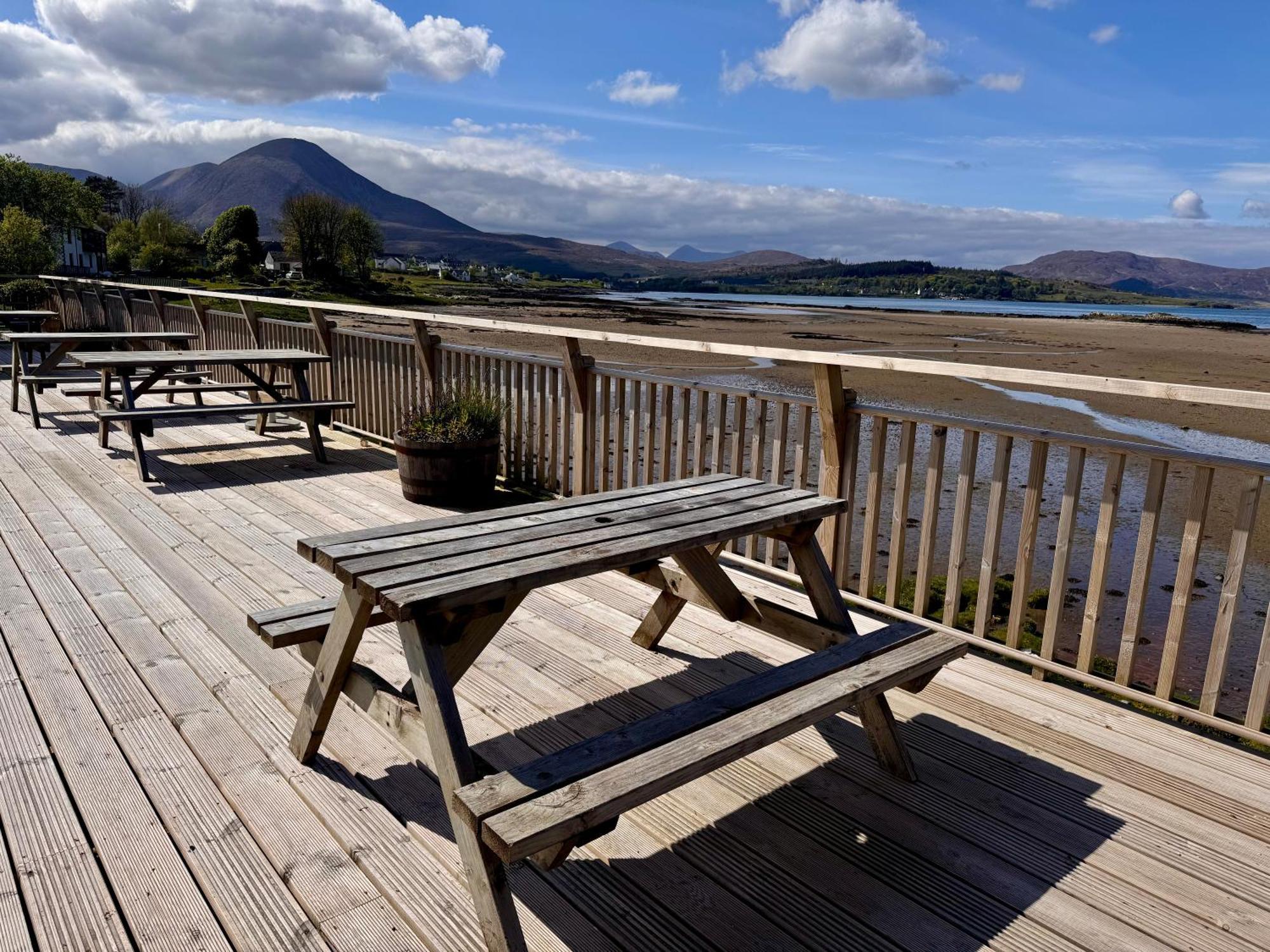Hebridean Inn - Self Catering With Spectacular Views Broadford  Extérieur photo